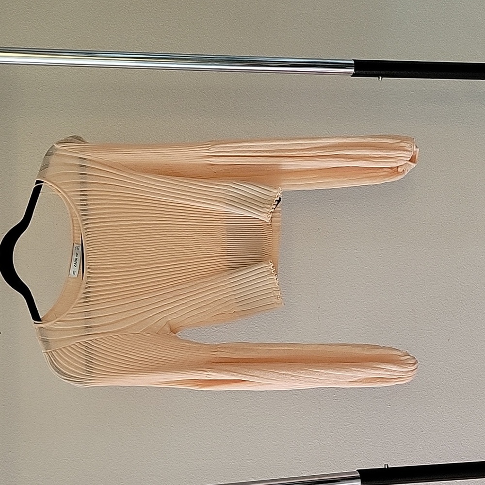 Zara peach crop top L